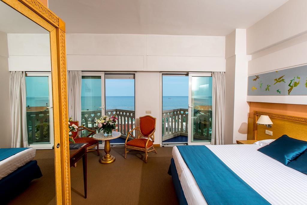 City Hotel Senigallia Exterior photo