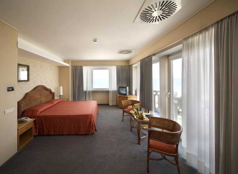 City Hotel Senigallia Exterior photo